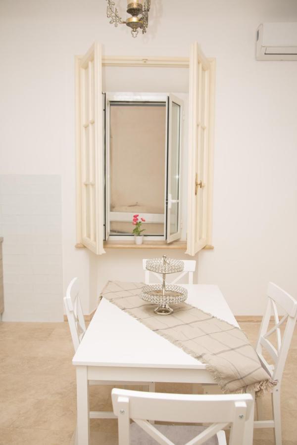 Casa Vacanza Colosseo 2 Рим Екстериор снимка